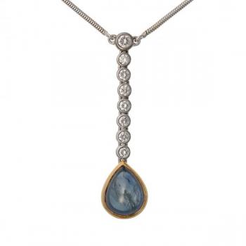 Zlatý náhrdelník s diamanty a safírem Zlatý náhrdelník s diamanty a safírem