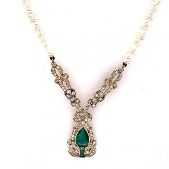 Briliantový náhrdelník se smaragdem